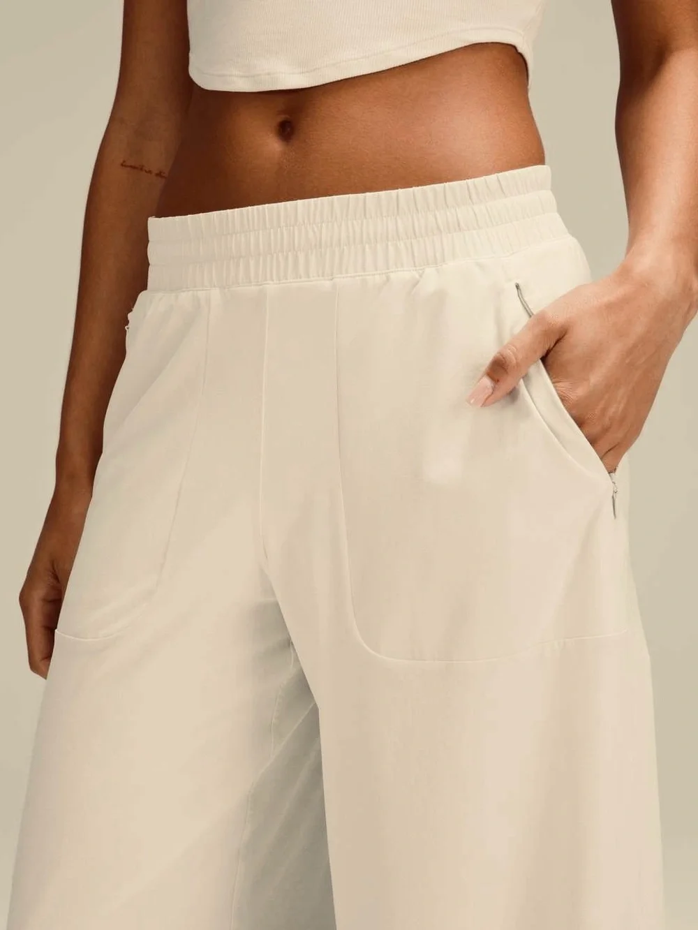🆕 Lululemon Swift Mid-Rise Wide-Leg Pant in Light Ivory Size 8